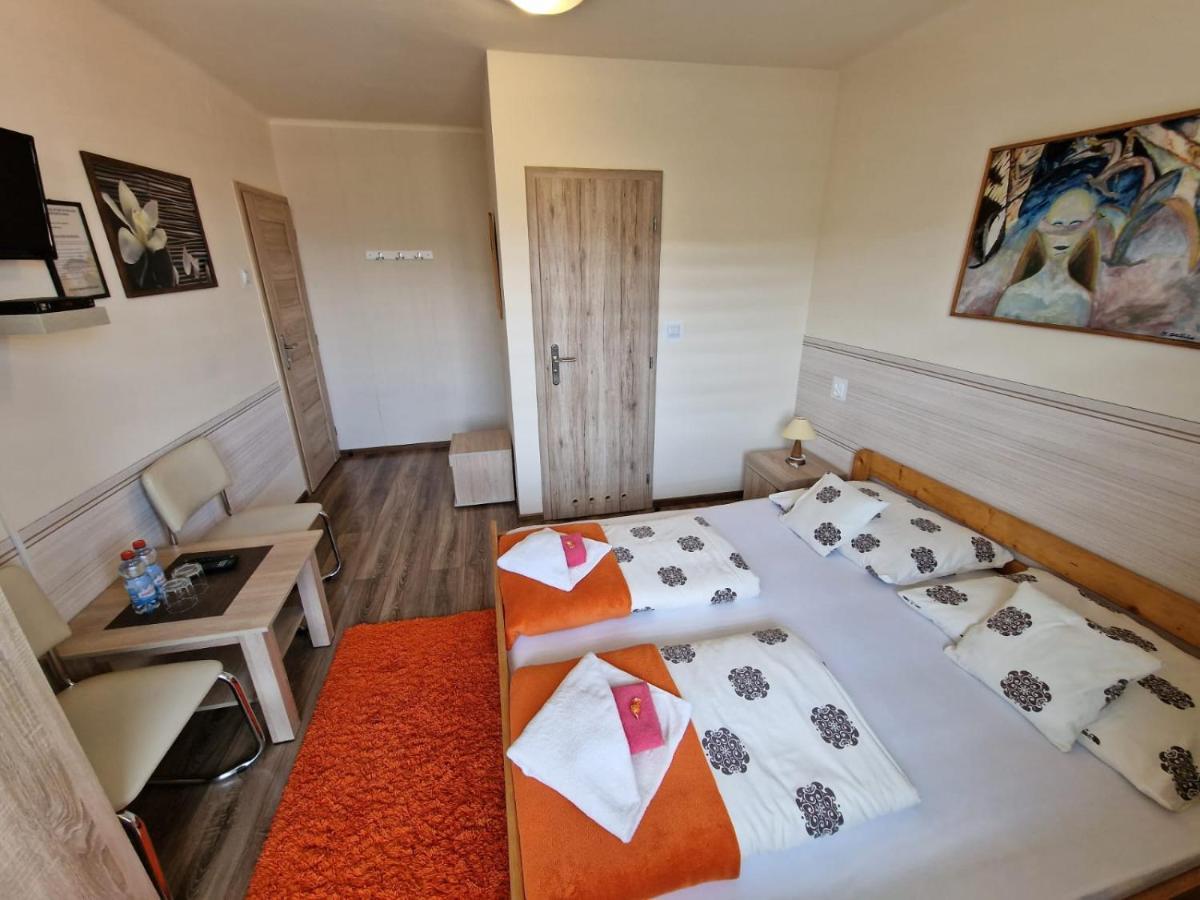 Irena Bed & Breakfast Korbielow Ngoại thất bức ảnh