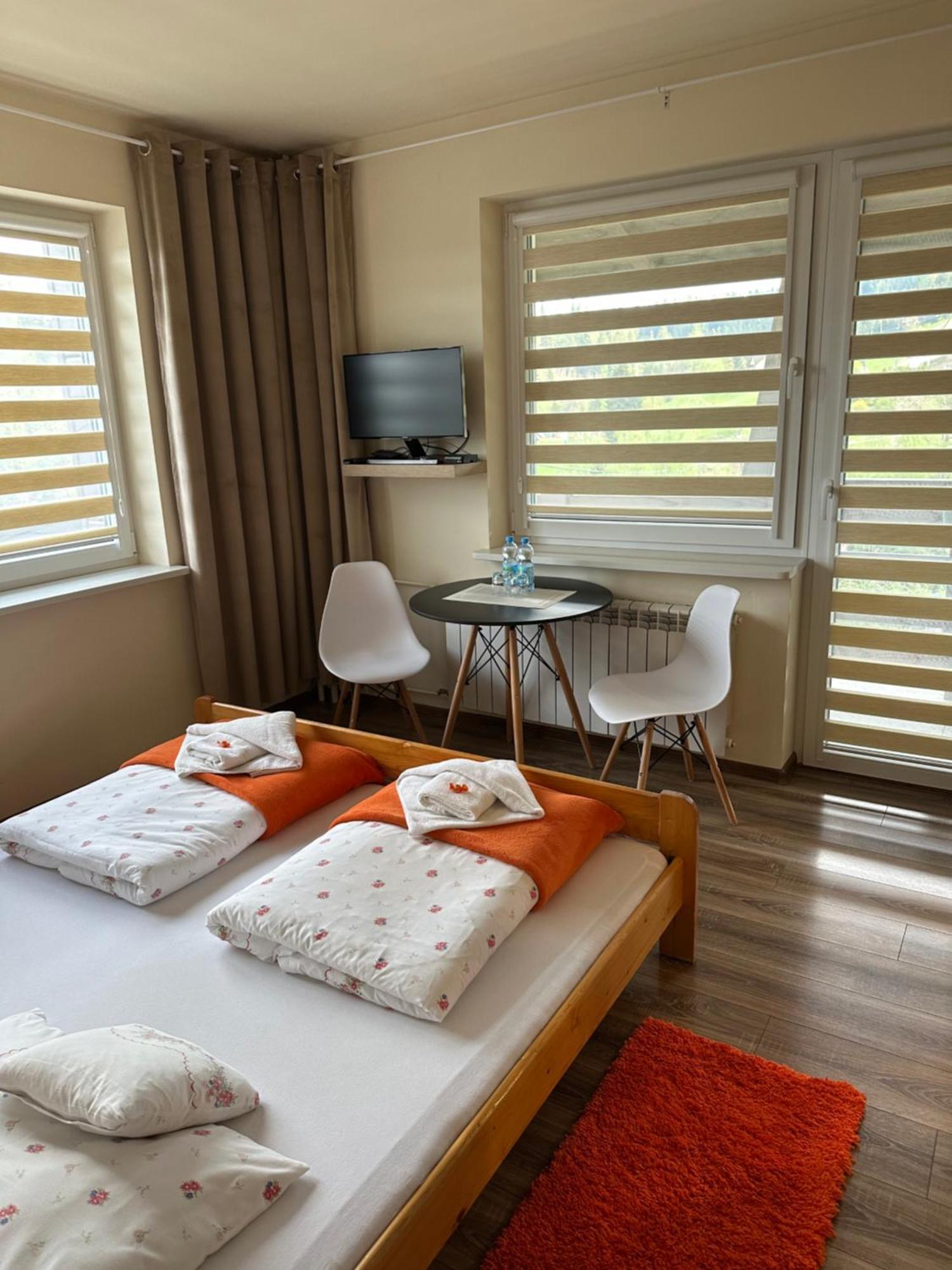 Irena Bed & Breakfast Korbielow Ngoại thất bức ảnh